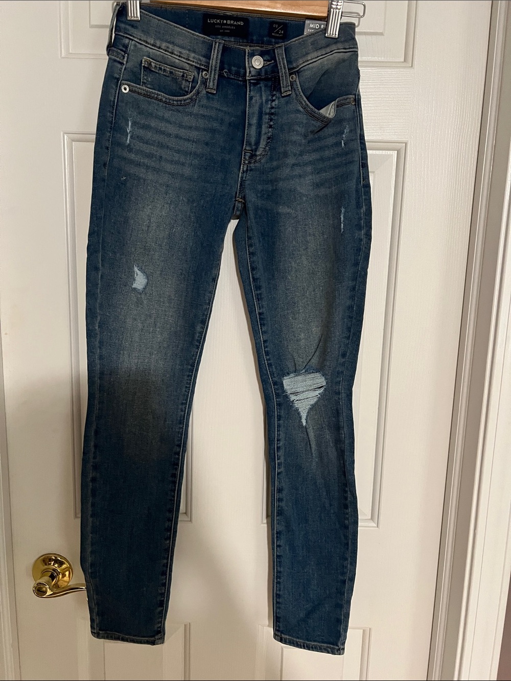 NWT Lucky Brand Ava Distressed Mid-Rise Skinny Jeans 24R